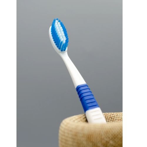 Yardlie Premium's Perkins Sensitive Toothbrush With Smill Bristles In Pakistan